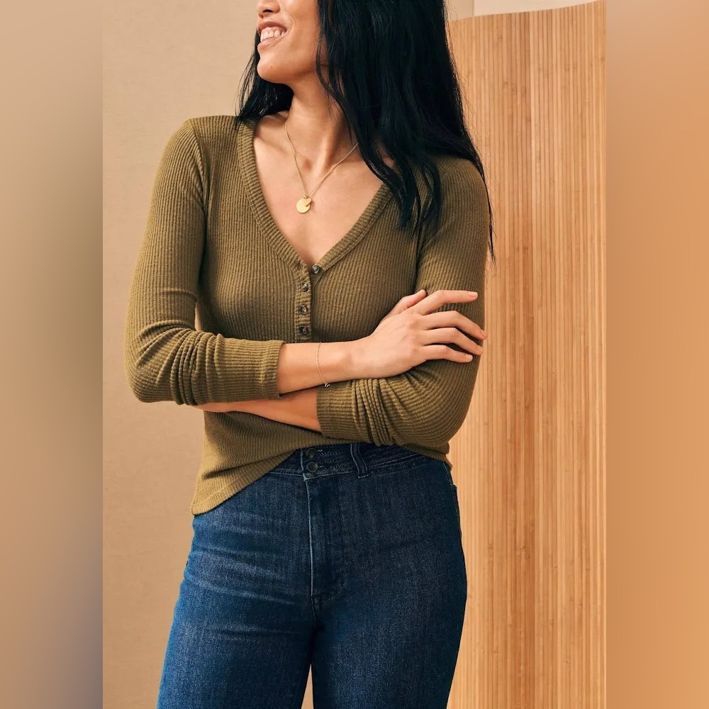 Faherty Olive Ribbed V-Neck Henley Top